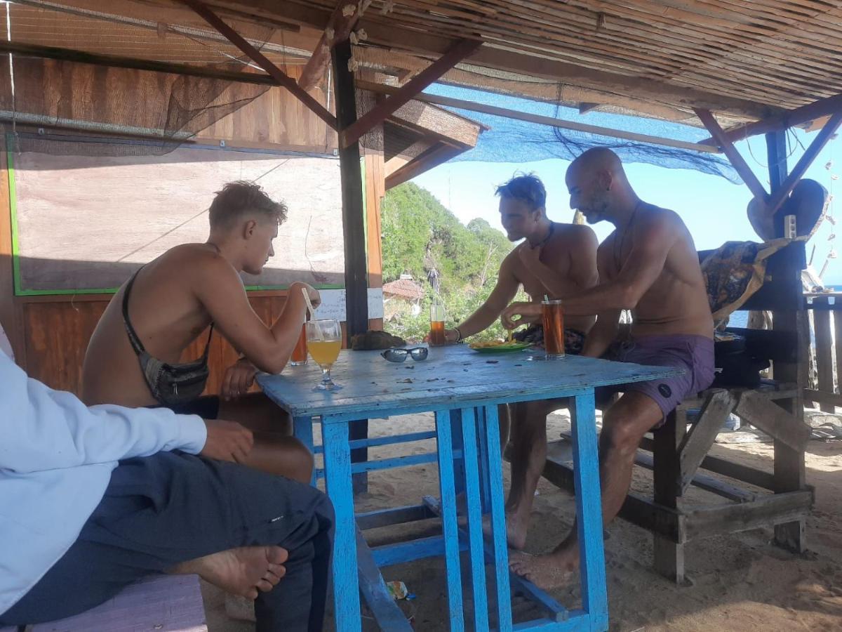 Boneputeh Homestay Taliwang Exteriör bild