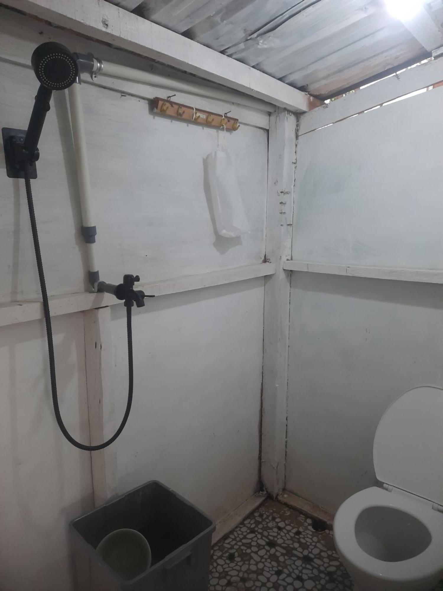 Boneputeh Homestay Taliwang Exteriör bild