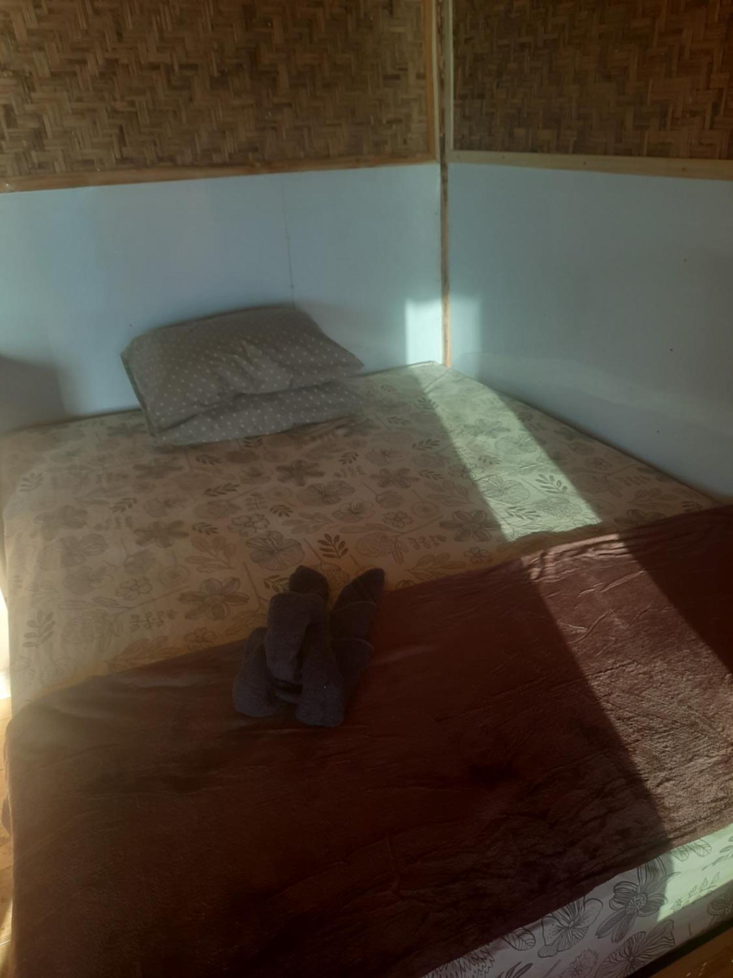 Boneputeh Homestay Taliwang Exteriör bild
