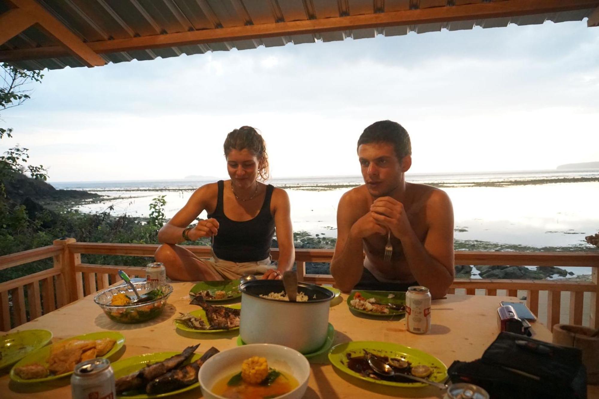 Boneputeh Homestay Taliwang Rum bild